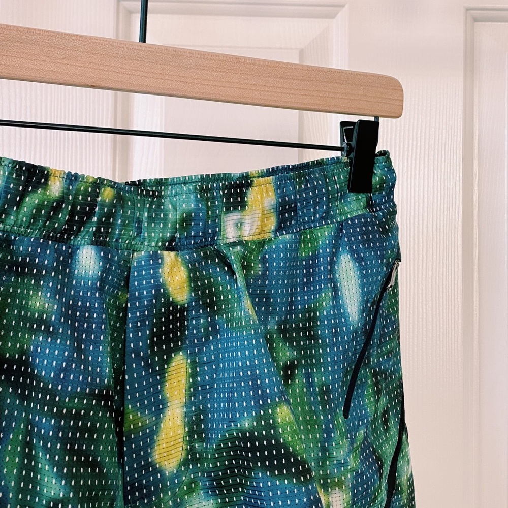 LULUEMON SURGE SHORT 7” LINED *MESH
